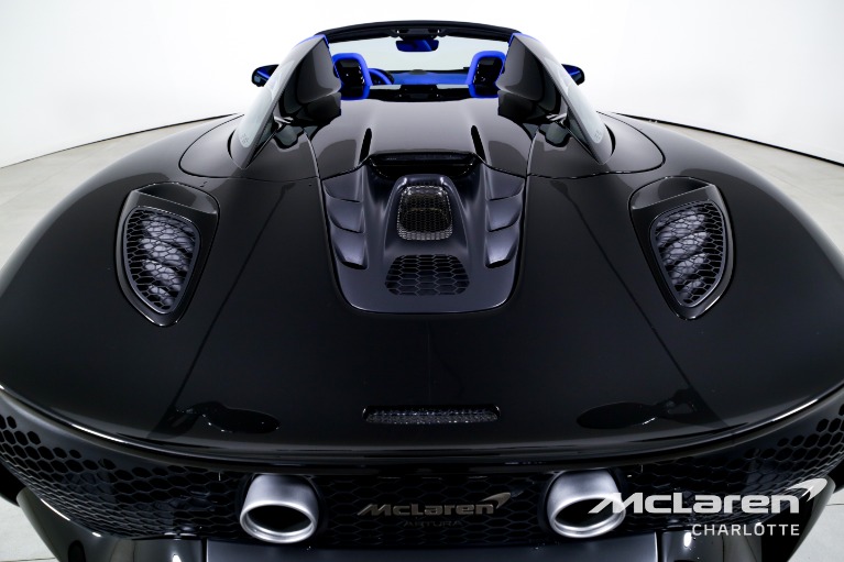 New-2025-McLaren-Artura-Spider-TechLux