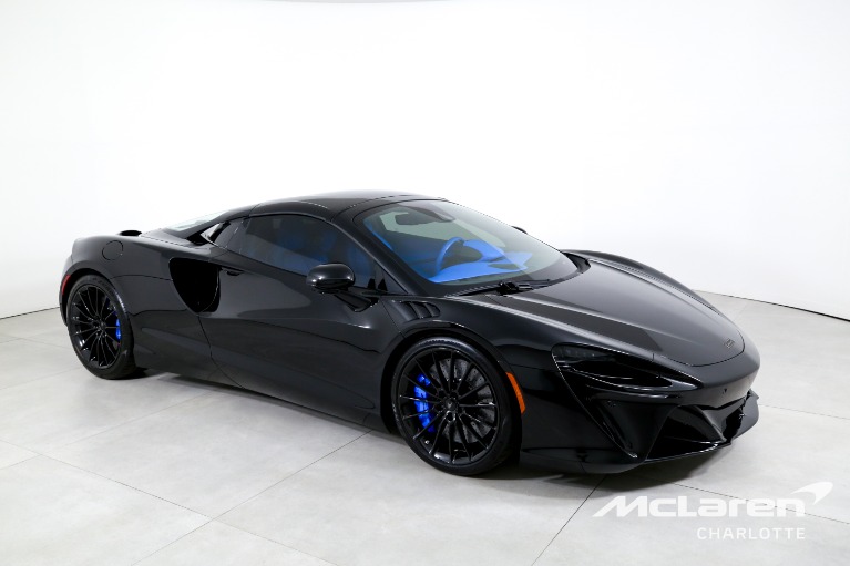 Used-2025-McLaren-Artura-Spider-TechLux