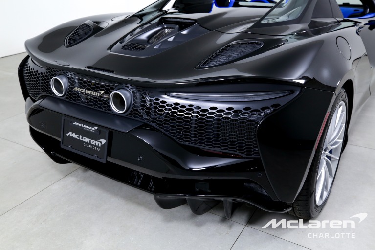 New-2025-McLaren-Artura-Spider-TechLux