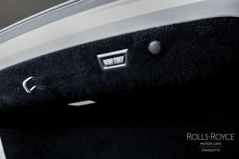 Used-2025-Rolls-Royce-Spectre