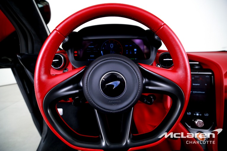 Used-2025-McLaren-750S-Spider