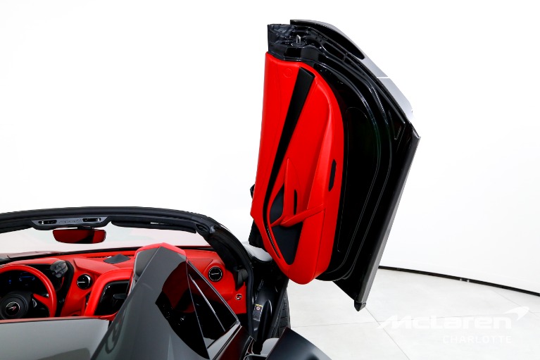 Used-2025-McLaren-750S-Spider