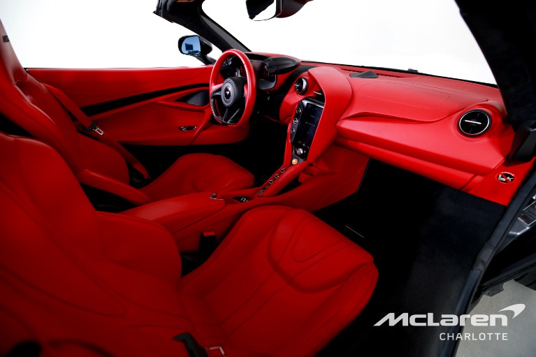 Used-2025-McLaren-750S-Spider
