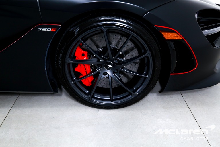 Used-2025-McLaren-750S-Spider