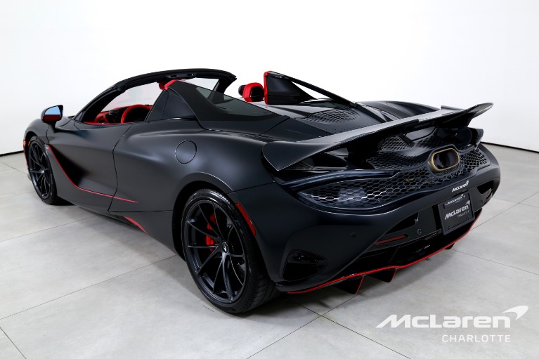 Used-2025-McLaren-750S-Spider