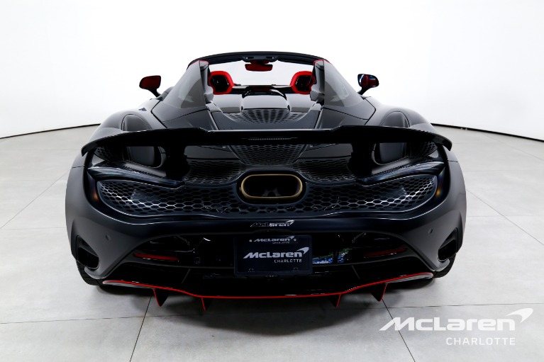 Used-2025-McLaren-750S-Spider
