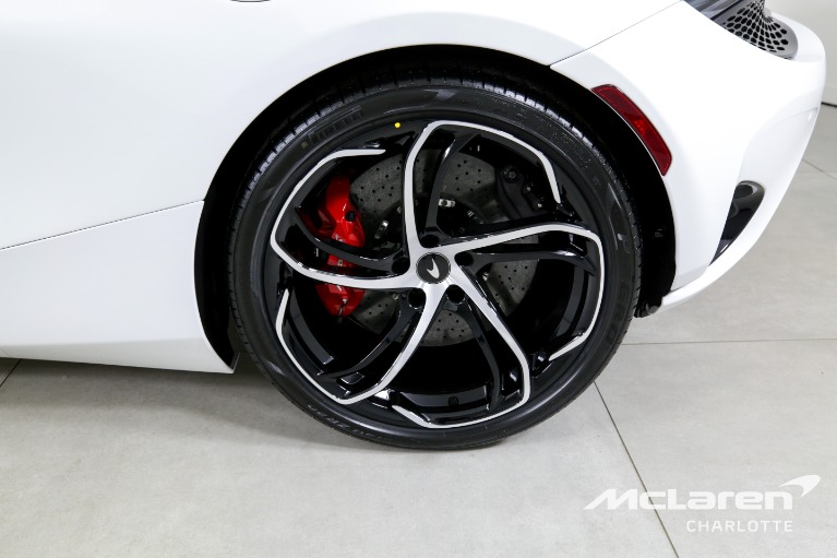 Used-2024-McLaren-750S