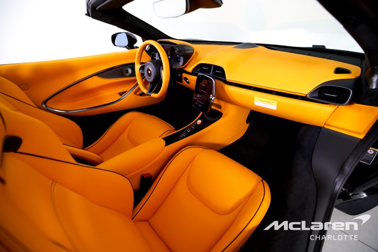 Used-2025-McLaren-Artura-Spider-TechLux
