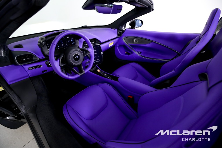Used-2025-McLaren-Artura-Spider-TechLux