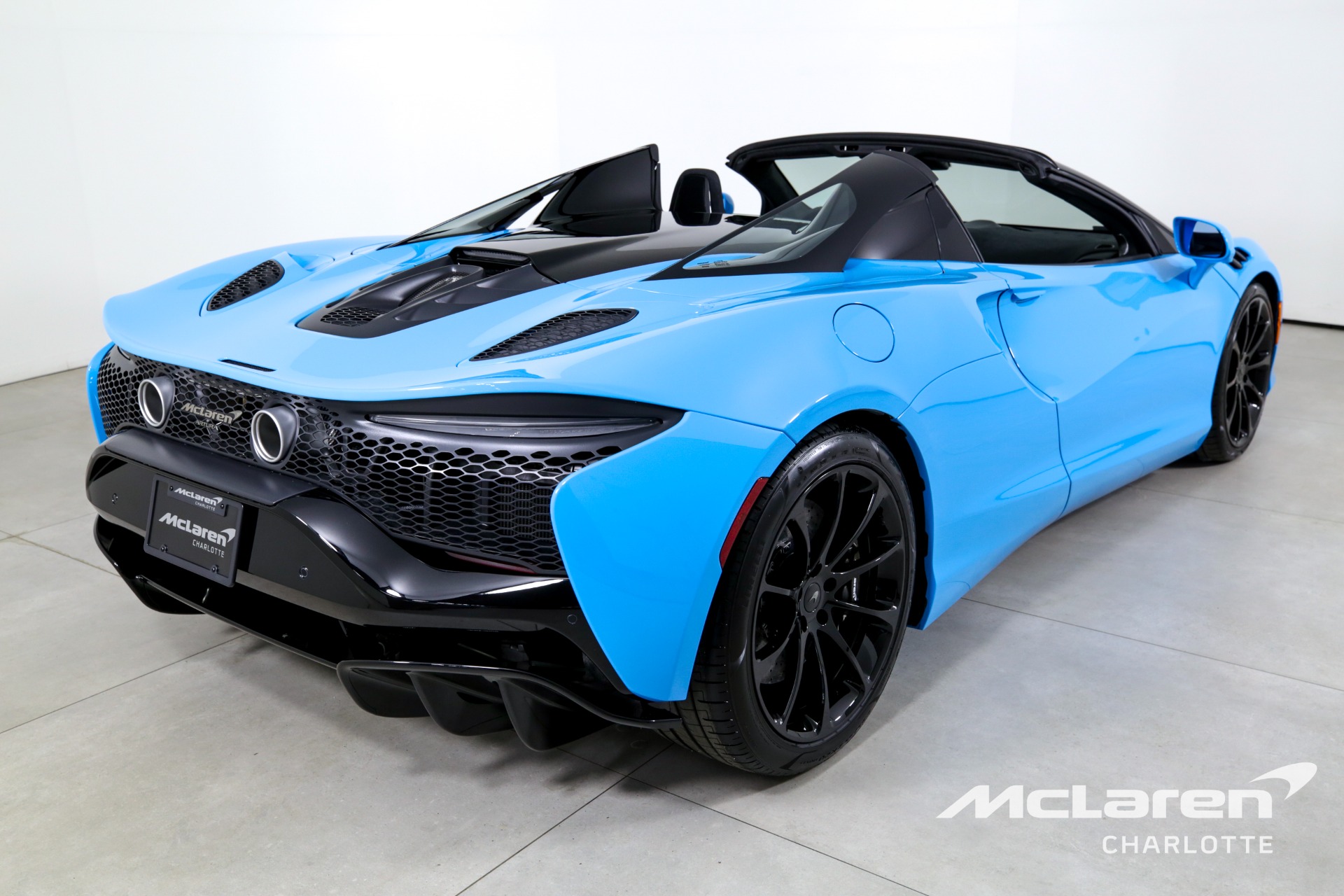 Used 2025 McLaren Artura Spider TechLux | Charlotte, NC