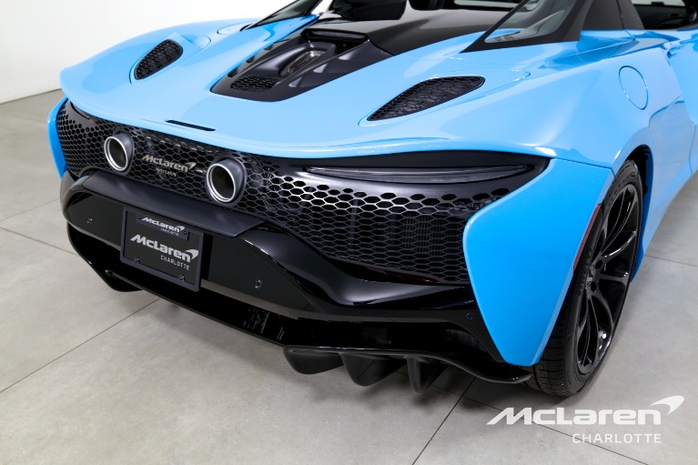 Used-2025-McLaren-Artura-Spider-TechLux