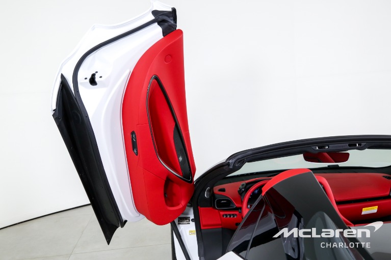 New-2025-McLaren-Artura-Spider-TechLux