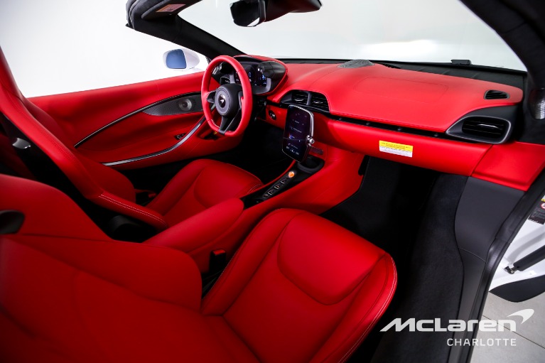New-2025-McLaren-Artura-Spider-TechLux