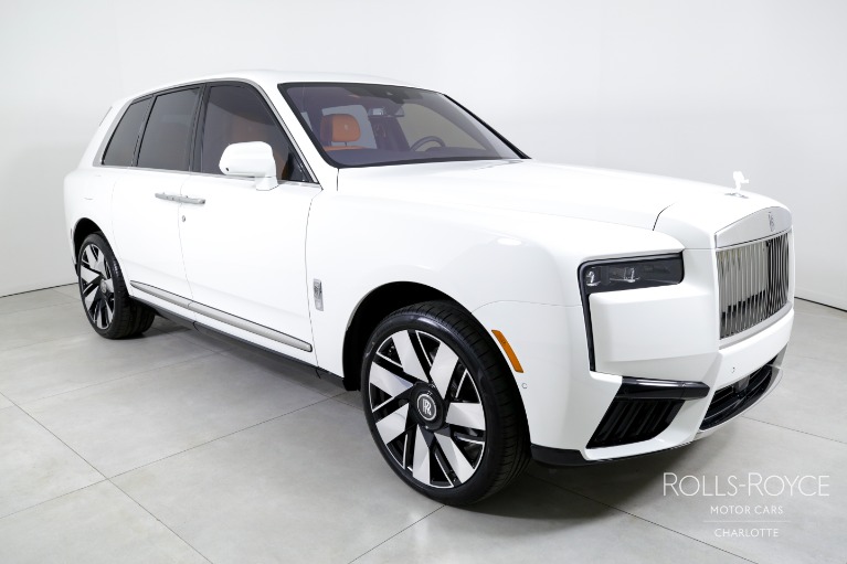 Used-2025-Rolls-Royce-Cullinan