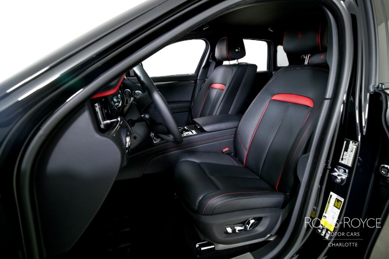 Used-2022-Rolls-Royce-Black-Badge-Ghost