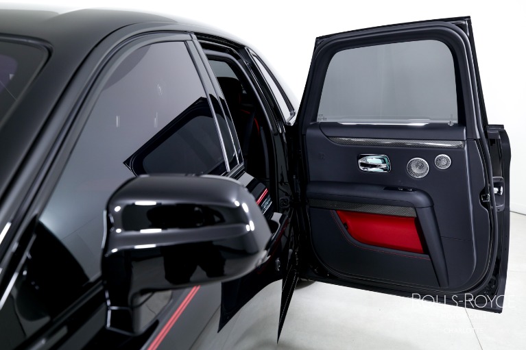 Used-2022-Rolls-Royce-Black-Badge-Ghost