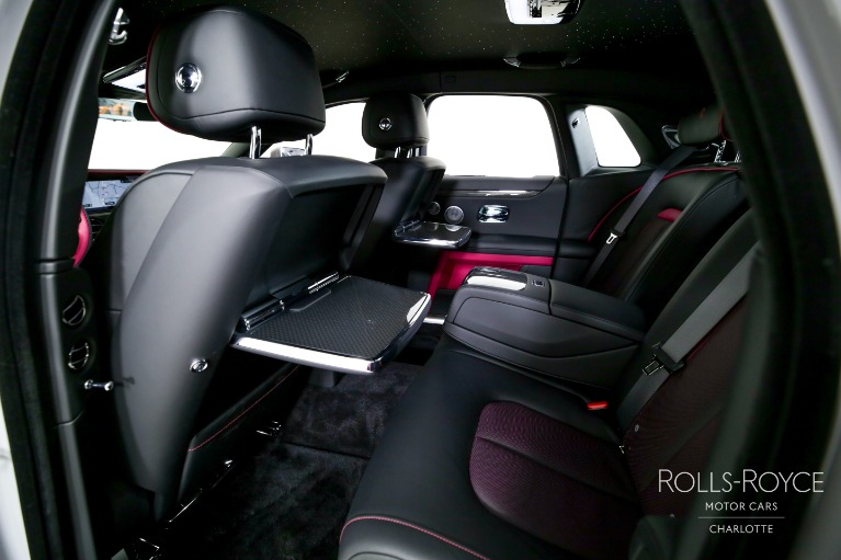 Used-2024-Rolls-Royce-Black-Badge-Ghost