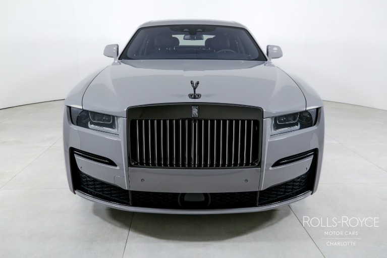 Used-2024-Rolls-Royce-Black-Badge-Ghost
