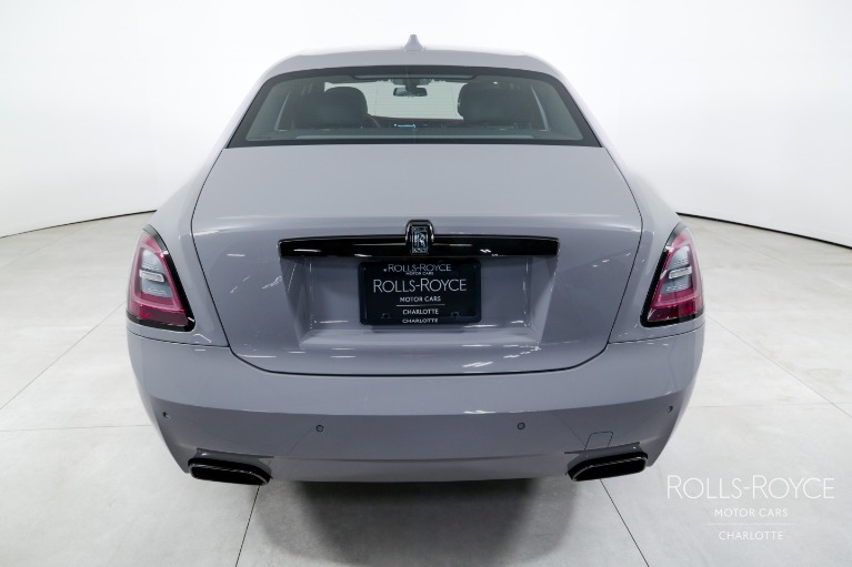 Used-2024-Rolls-Royce-Black-Badge-Ghost