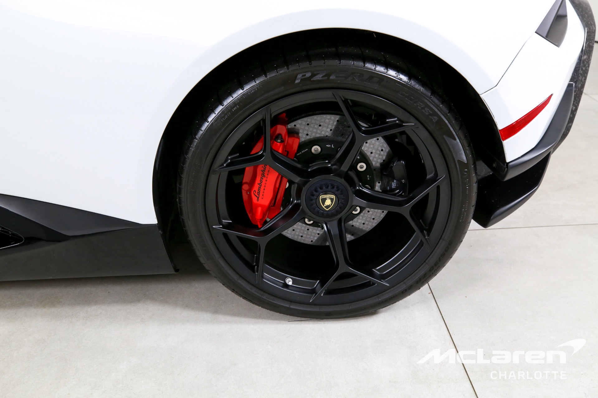 Used 2018 Lamborghini Huracan LP 640-4 Performante Spyder | Charlotte, NC