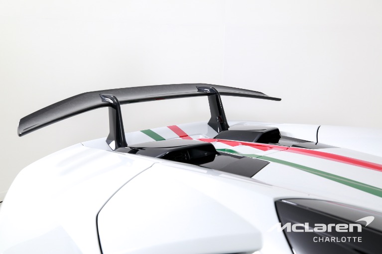 Used-2018-Lamborghini-Huracan-LP-640-4-Performante-Spyder