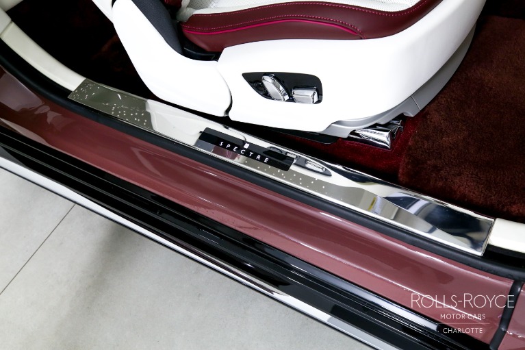 Used-2024-Rolls-Royce-Spectre