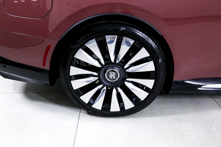 Used-2024-Rolls-Royce-Spectre