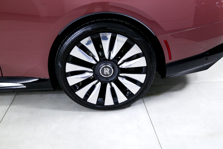 Used-2024-Rolls-Royce-Spectre