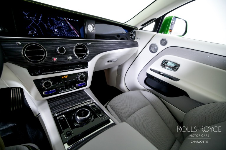Used-2024-Rolls-Royce-Spectre