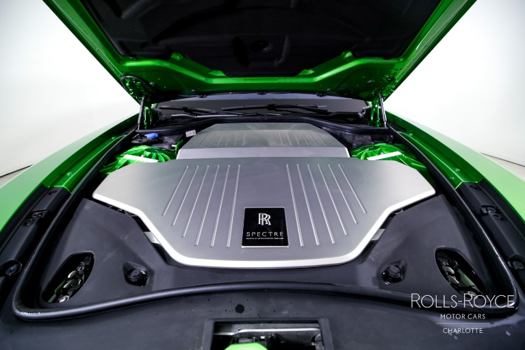 Used-2024-Rolls-Royce-Spectre