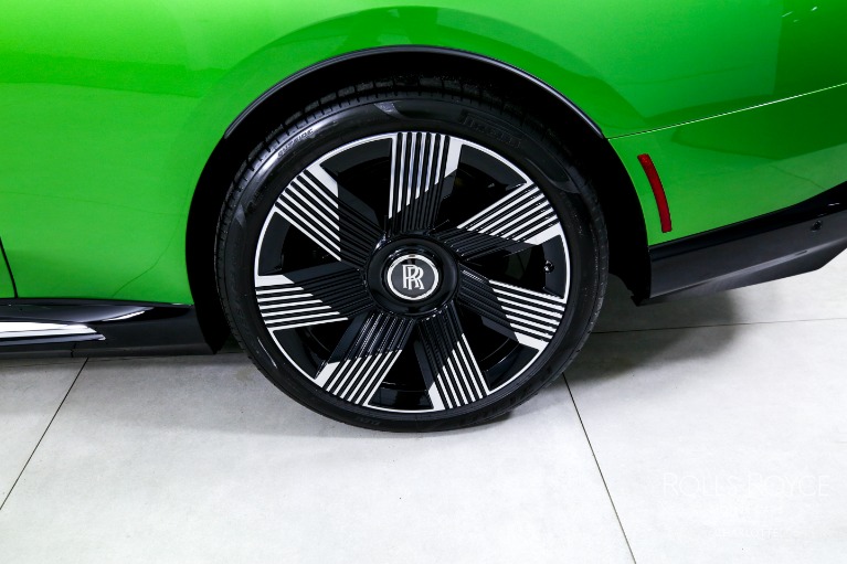 Used-2024-Rolls-Royce-Spectre