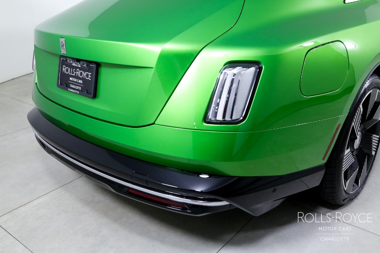 Used-2024-Rolls-Royce-Spectre