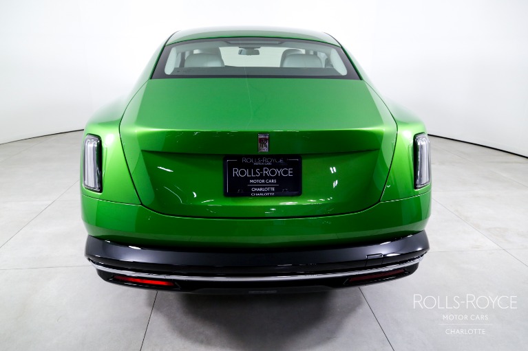 Used-2024-Rolls-Royce-Spectre