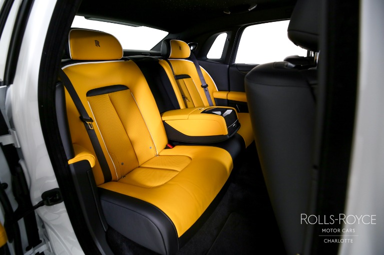 Used-2025-Rolls-Royce-Black-Badge-Ghost