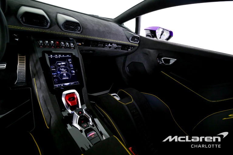 Used-2024-Lamborghini-Huracan-Sterrato