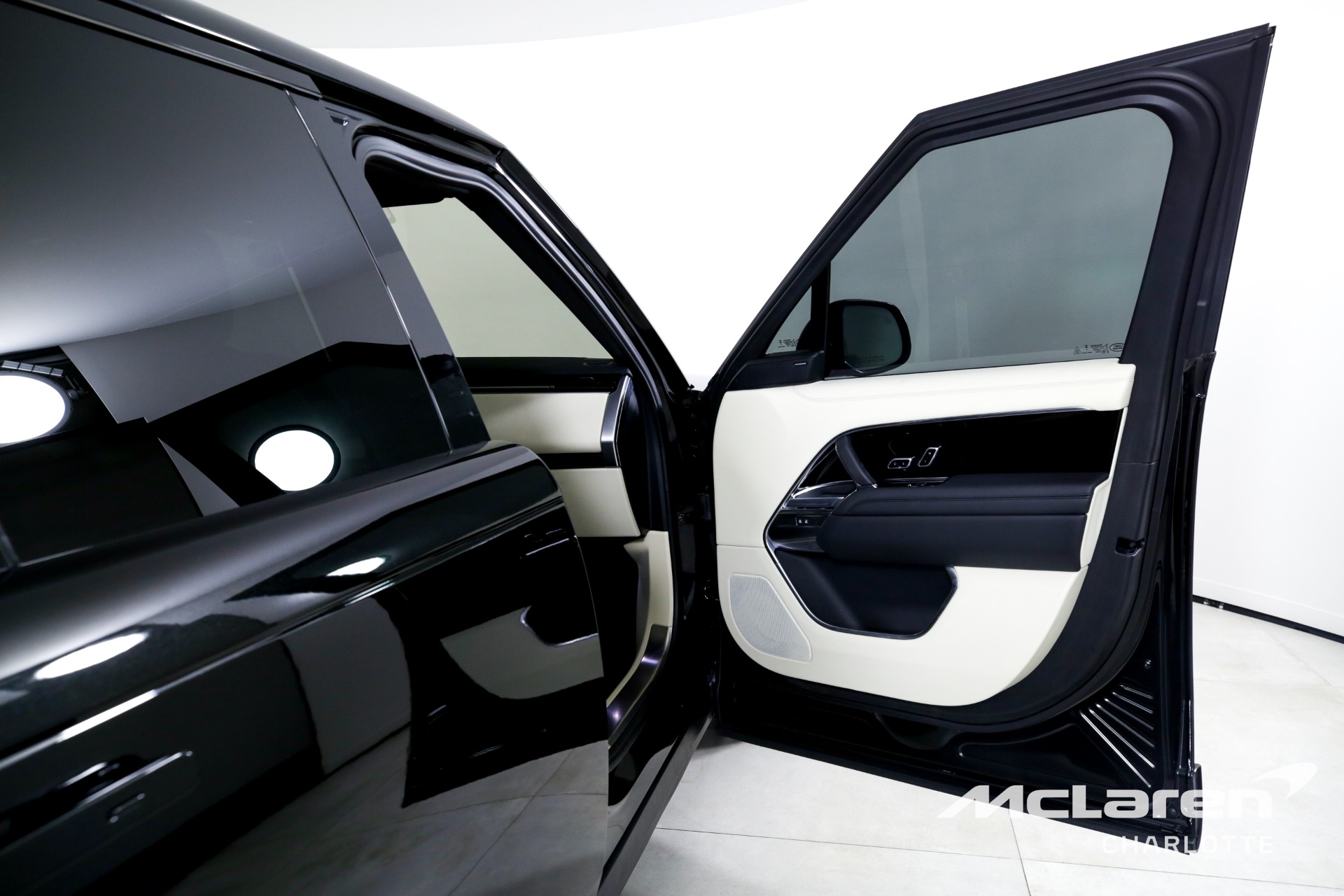Used 2023 Land Rover Range Rover P530 SE | Charlotte, NC