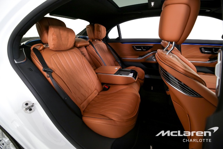 Used-2024-Mercedes-Benz-S-Class-AMG-S-63-E-Performance
