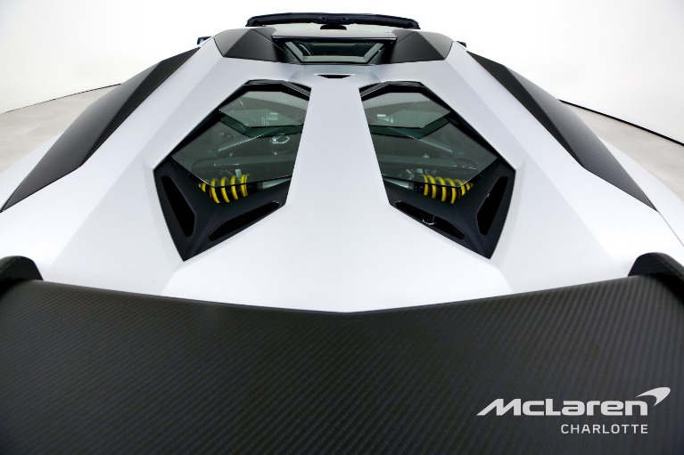 Used-2017-Lamborghini-Aventador-LP-750-4-SV
