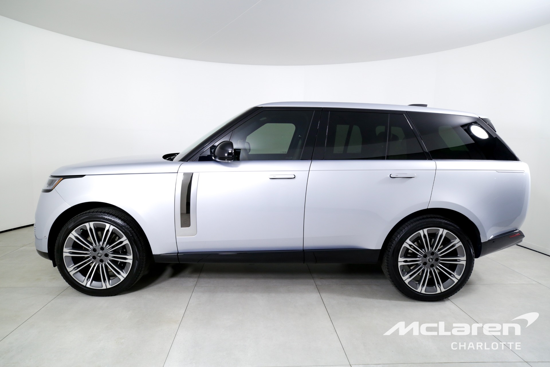 Used 2024 Land Rover Range Rover P615 SV | Charlotte, NC