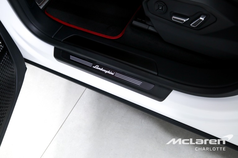Used-2023-Lamborghini-Urus-S