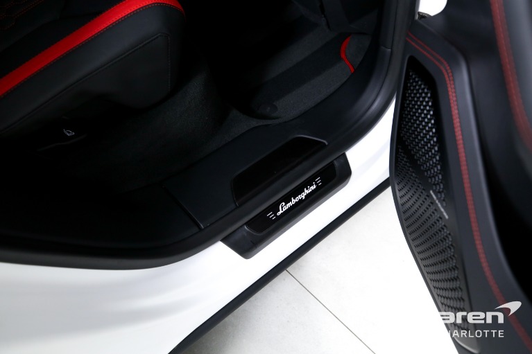 Used-2023-Lamborghini-Urus-S