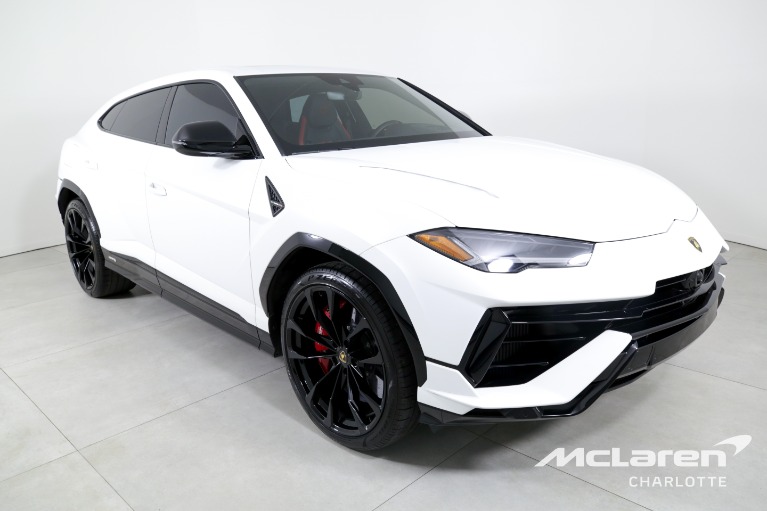 Used-2023-Lamborghini-Urus-S