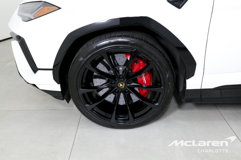 Used-2023-Lamborghini-Urus-S