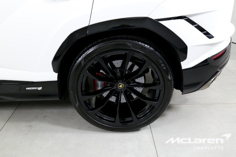 Used-2023-Lamborghini-Urus-S