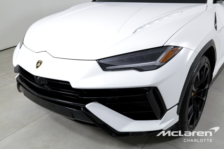 Used-2023-Lamborghini-Urus-S
