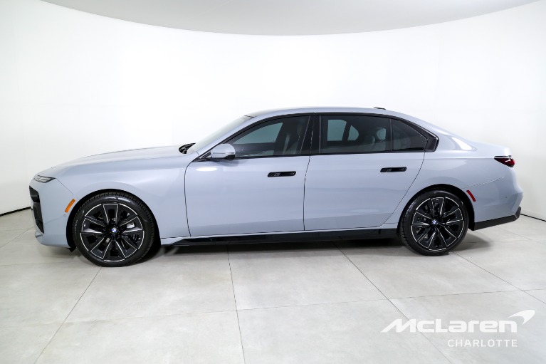 Used-2023-BMW-7-Series-760i-xDrive