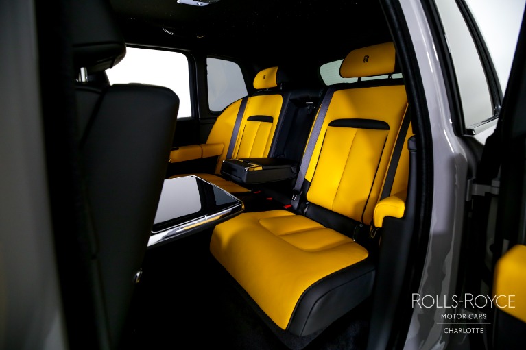 New-2025-Rolls-Royce-Black-Badge-Cullinan