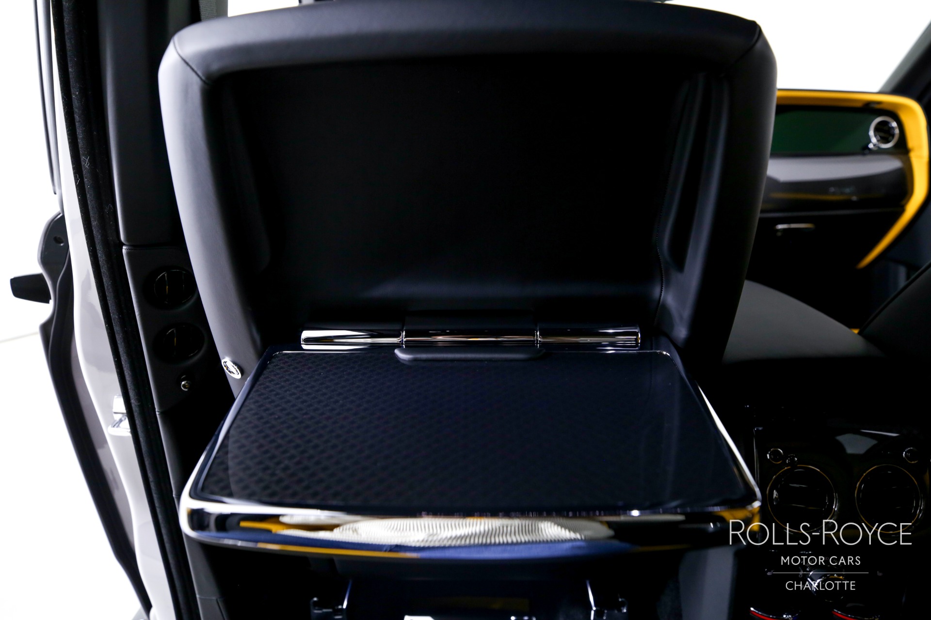 New 2025 Rolls-Royce Black Badge Cullinan | Charlotte, NC
