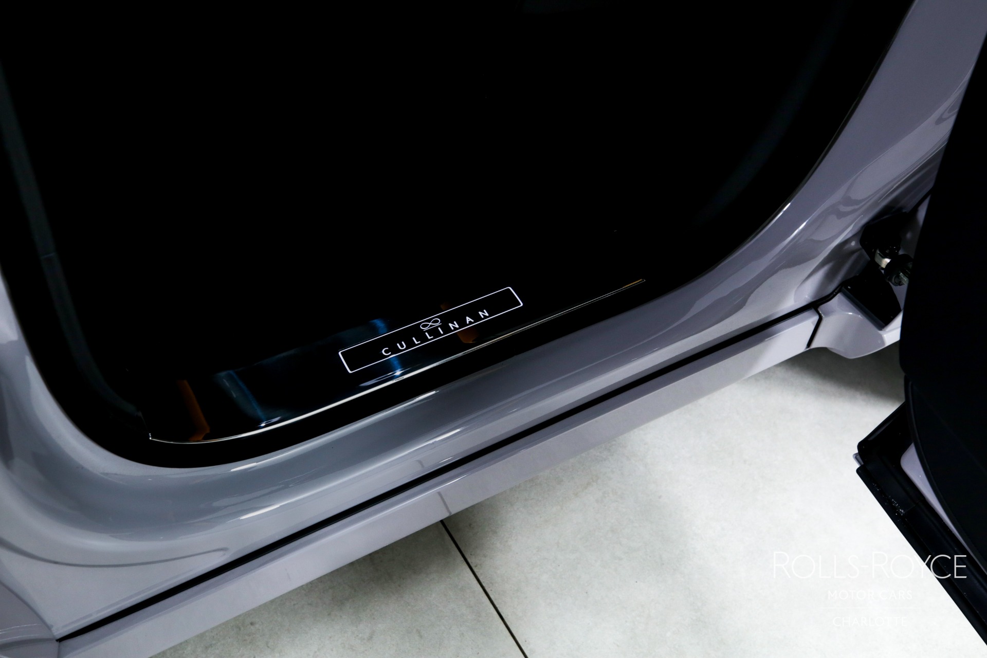 New 2025 Rolls-Royce Black Badge Cullinan | Charlotte, NC