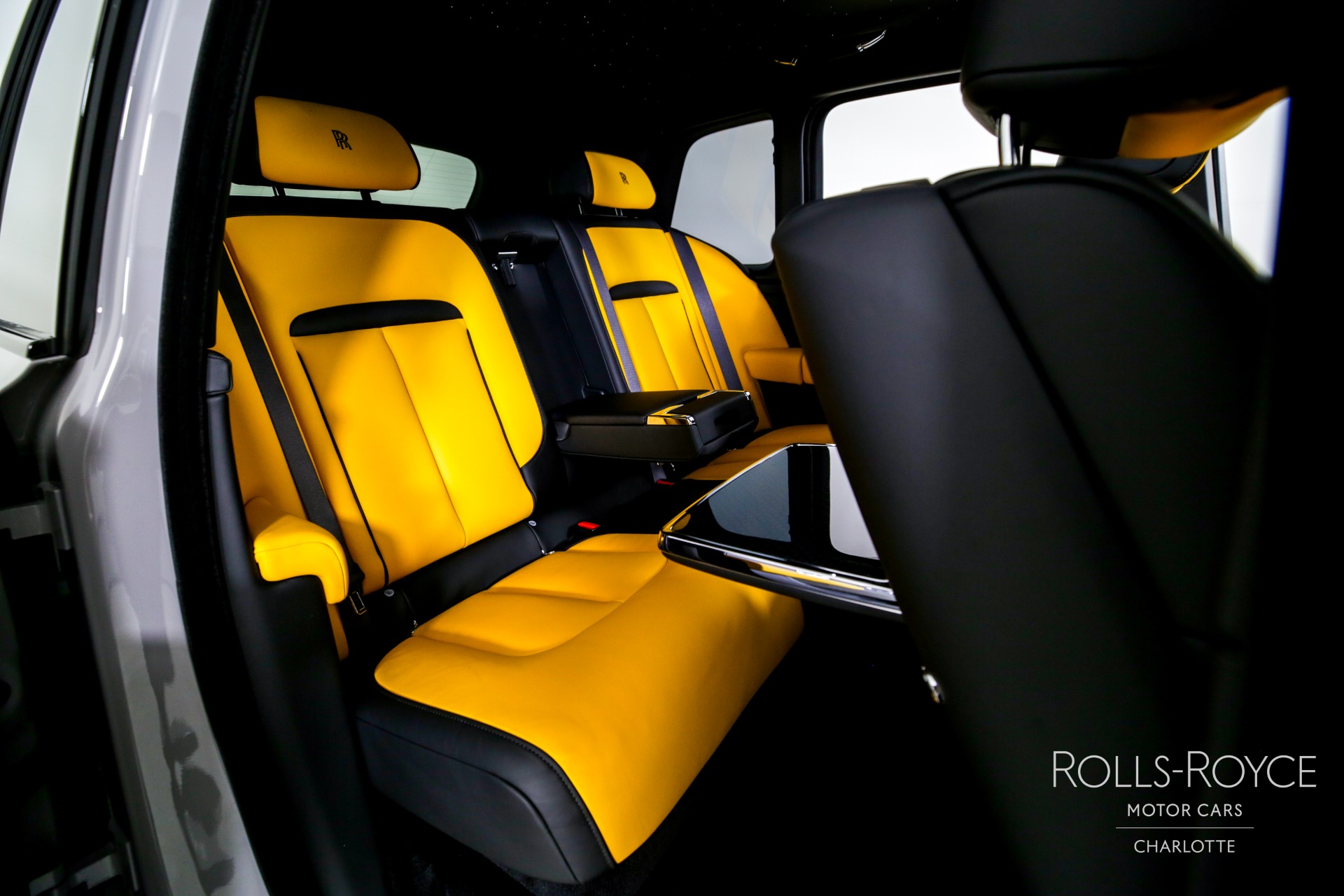 New 2025 Rolls-Royce Black Badge Cullinan | Charlotte, NC